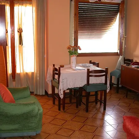 Διαμέρισμα Faber House *
